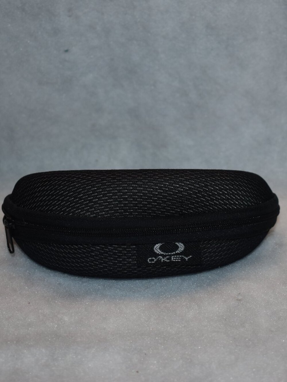 Oakley Black Carbon Fiber-Style Zipper Eyeglass Case